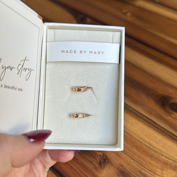 Made by Mary Virgo Huggies - Picture 2 of 4